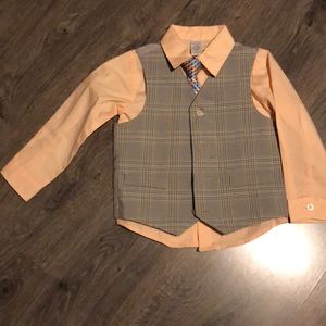 Matching shirt/pants/vest/tie set 3T